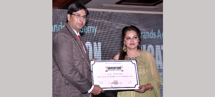 'Most Promising Overseas Medical Education Consultants in India' Award Conferred on A.K. Educational Consultants