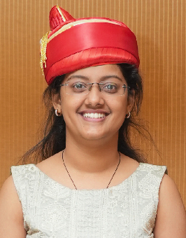 Dr.Shivani Khandalikar