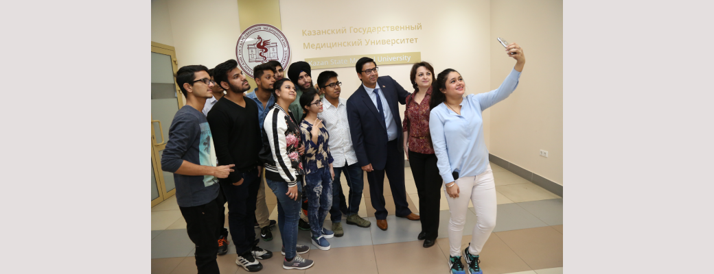 A.K. Educational Consultants 2017 Batch Take Orientation Tour Of Kazan City