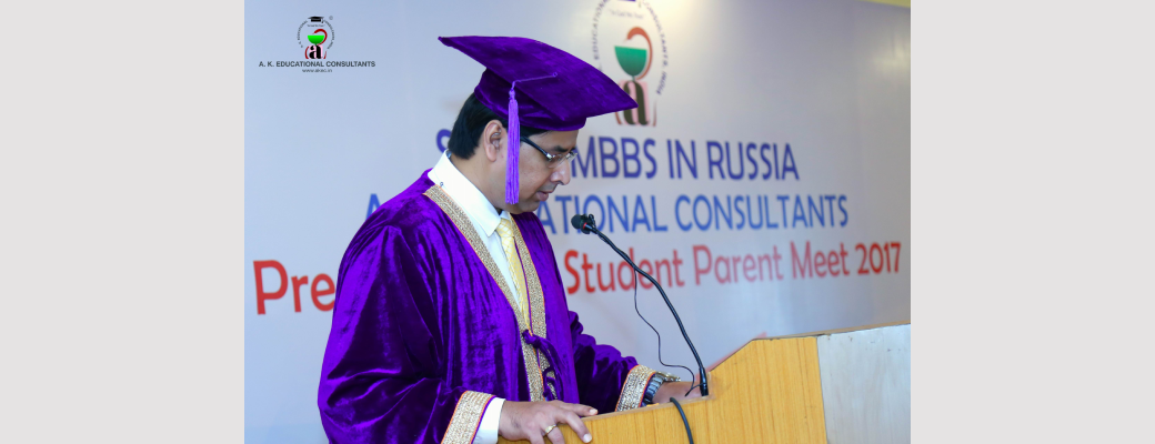 AKEC Students Should Be Good Ambassadors Of India To Russia: Dr.Amit Kamle